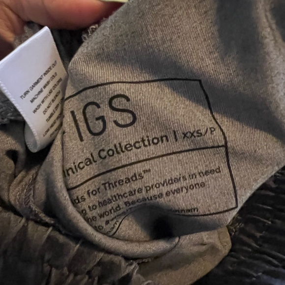 Figs Scrub Set - Picture 3 of 5